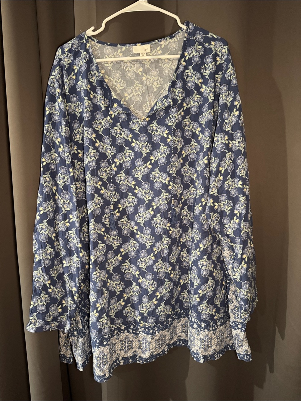 J. Jill Navy and White Floral V-Neck Tunic